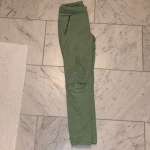 Green skinny pants
